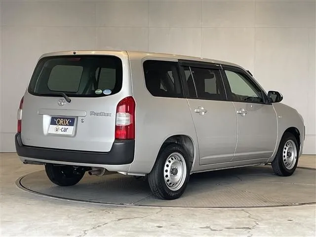 トヨタ プロボックスバン 2WD