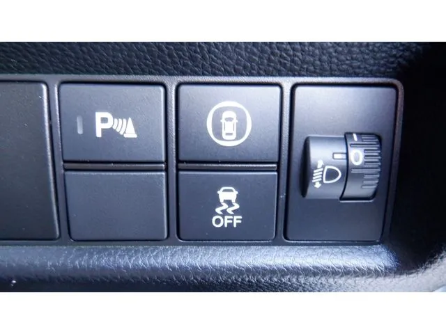 フィット e:HEV(ホンダ)の車両写真