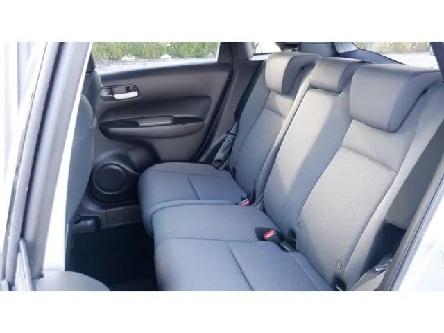 フィット e:HEV(ホンダ)の車両写真