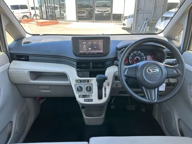 ムーヴ(ダイハツ)の車両写真