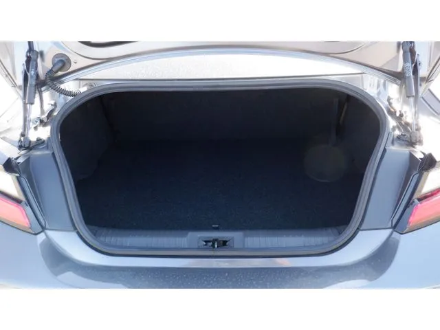 BRZ(スバル)の車両写真