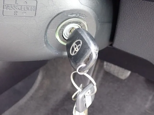 カローラアクシオ(トヨタ)の車両写真