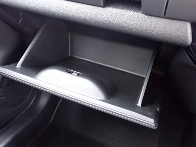 フィット　ｅ：ＨＥＶ（ホンダ）の車両写真