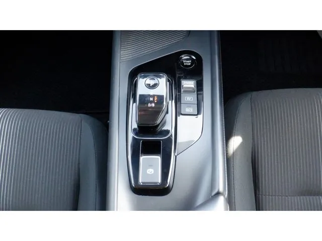 ノート(ニッサン)の車両写真