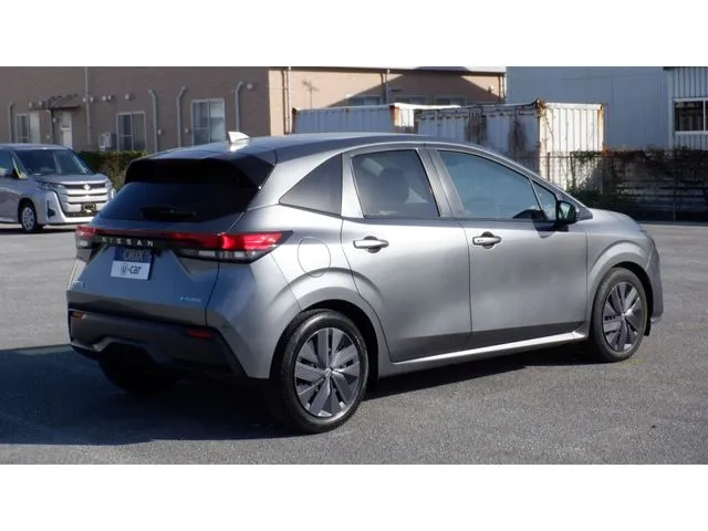 ノート(ニッサン)の車両写真