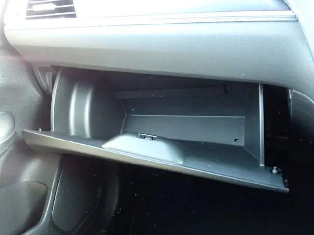 シャトル ハイブリッド(ホンダ)の車両写真