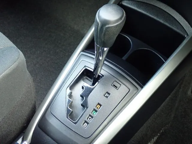 カローラフィールダー ハイブリッド(トヨタ)の車両写真