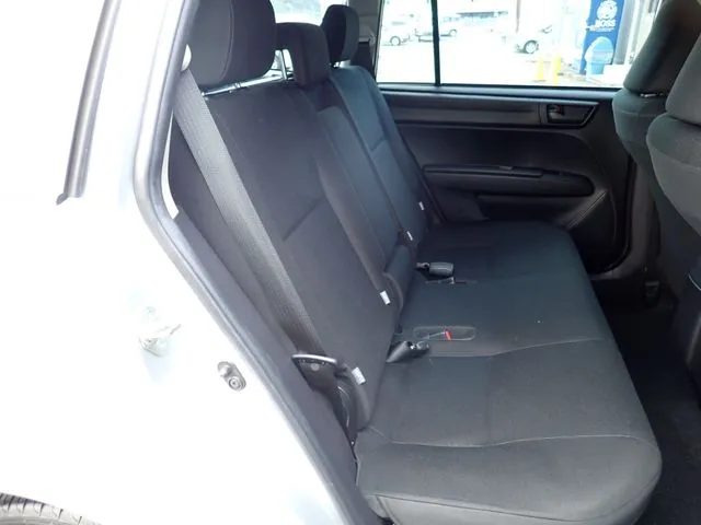 カローラフィールダー ハイブリッド(トヨタ)の車両写真