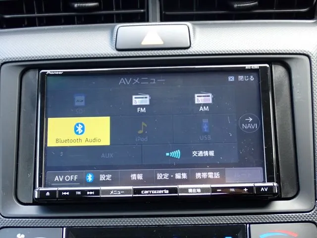 カローラフィールダー ハイブリッド(トヨタ)の車両写真