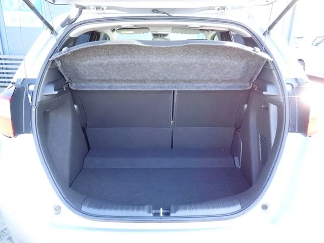 フィット e:HEV(ホンダ)の車両写真