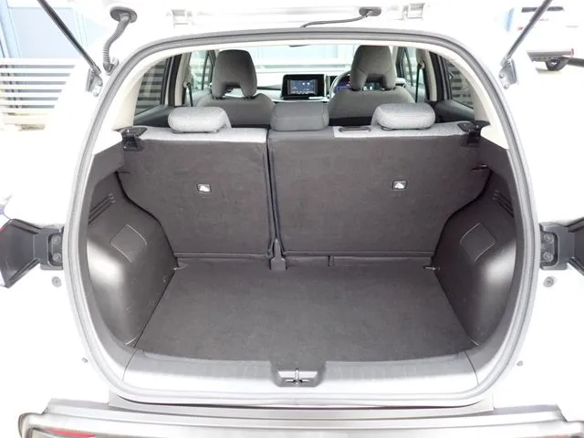 ノート(ニッサン)の車両写真