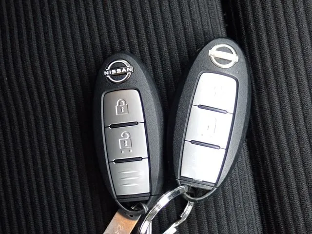 ノート(ニッサン)の車両写真