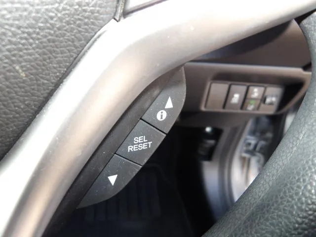 シャトル ハイブリッド(ホンダ)の車両写真