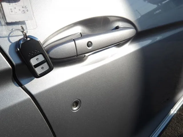 シャトル ハイブリッド(ホンダ)の車両写真