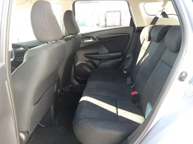 シャトル ハイブリッド(ホンダ)の車両写真