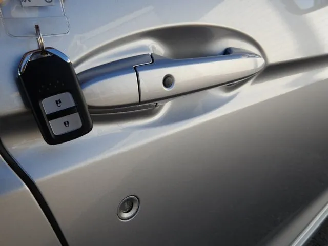 シャトル ハイブリッド(ホンダ)の車両写真