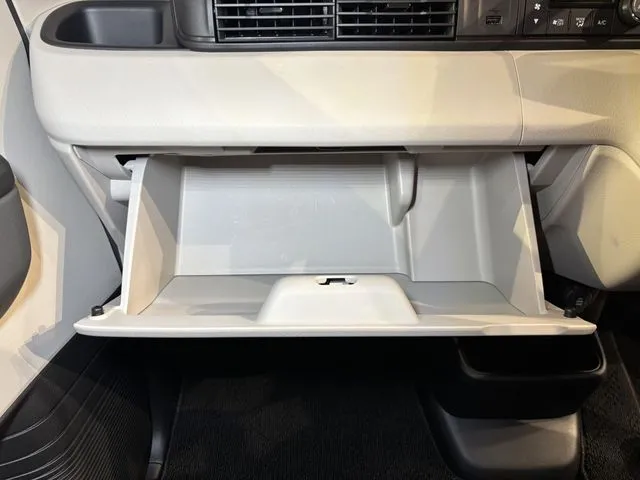 N BOX(ホンダ)の車両写真