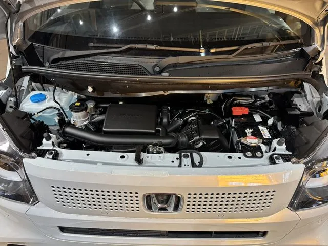 N BOX(ホンダ)の車両写真