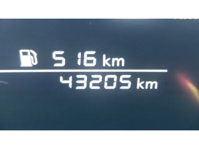 ノート(ニッサン)の車両写真