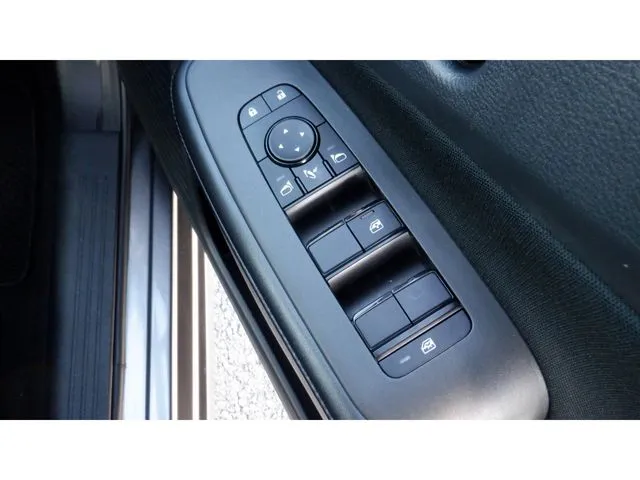 ノート(ニッサン)の車両写真