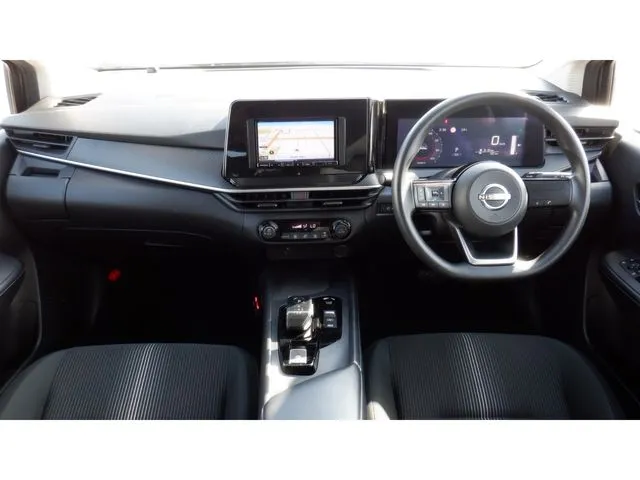 ノート(ニッサン)の車両写真