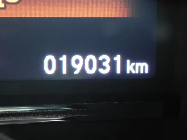 シャトル　ハイブリッド（ホンダ）の車両写真