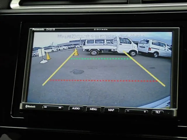 シャトル　ハイブリッド（ホンダ）の車両写真