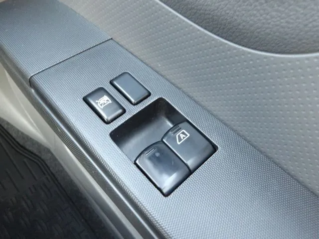 NV150 AD 2WD(ニッサン)の車両写真