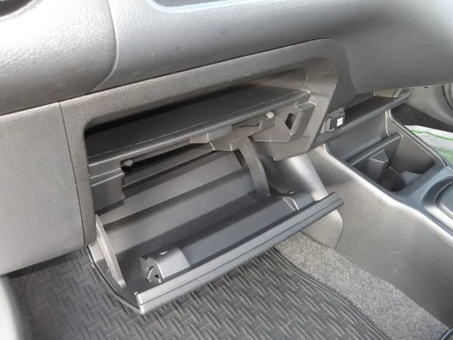 NV150 AD 2WD(ニッサン)の車両写真