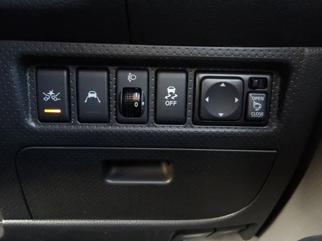 NV150 AD 2WD(ニッサン)の車両写真