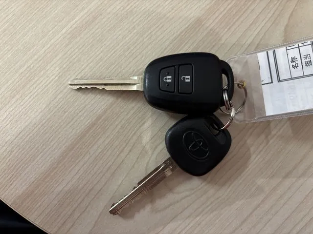 プロボックスバン 4WD(トヨタ)の車両写真