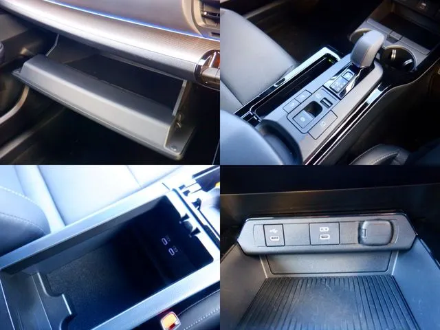 プリウス 4WD(トヨタ)の車両写真