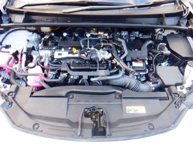 プリウス 4WD(トヨタ)の車両写真