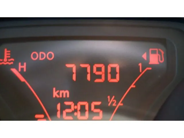 ノート(ニッサン)の車両写真