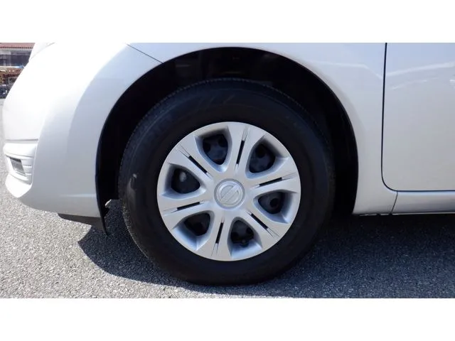 ノート(ニッサン)の車両写真