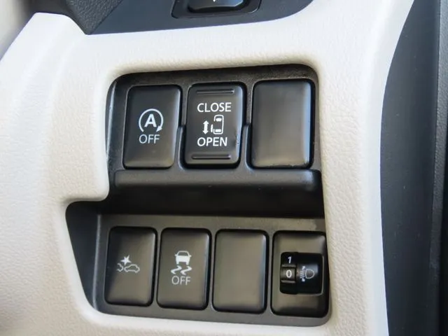 デイズ ルークス(ニッサン)の車両写真