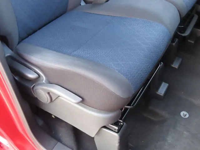 ルークス(ニッサン)の車両写真