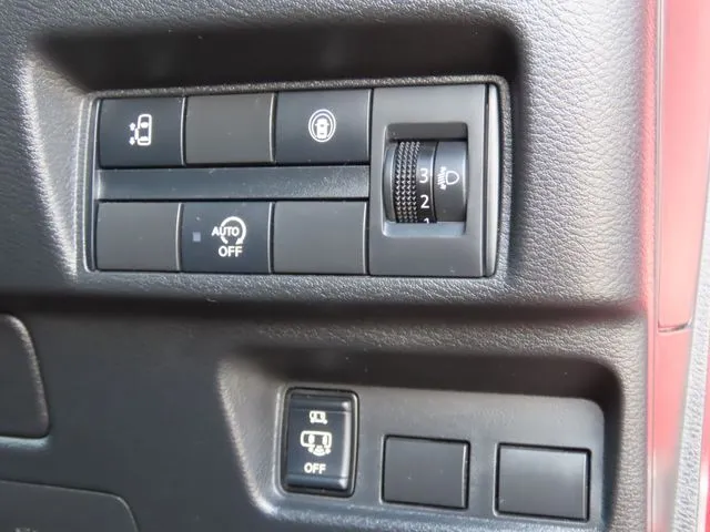 ルークス(ニッサン)の車両写真