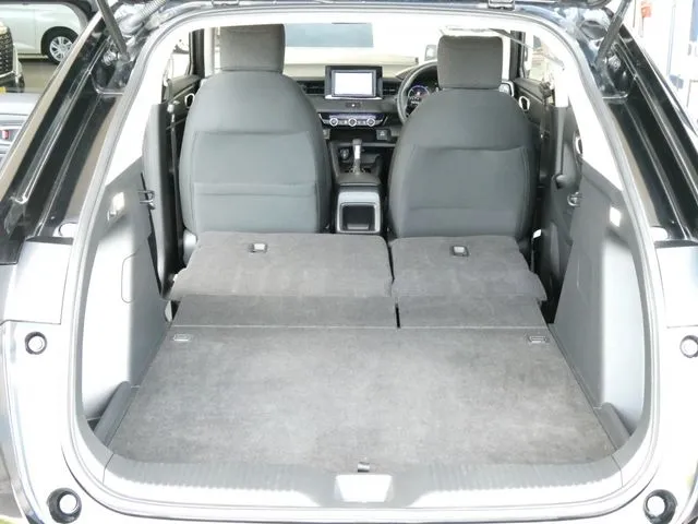 ヴェゼル e:HEV(ホンダ)の車両写真