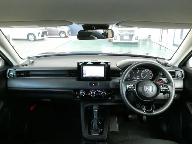 ヴェゼル e:HEV(ホンダ)の車両写真