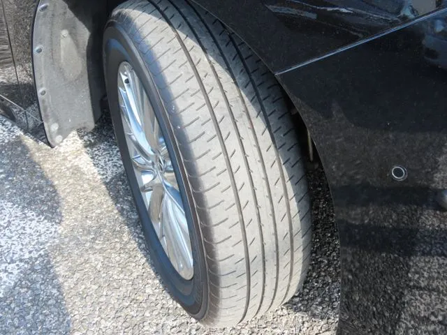 トヨタ アルファード ハイブリッド 4WD