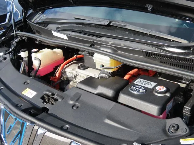 トヨタ アルファード ハイブリッド 4WD