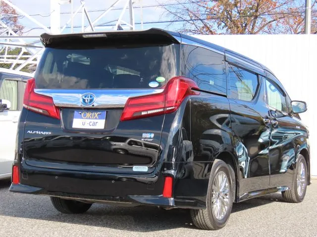 トヨタ アルファード ハイブリッド 4WD
