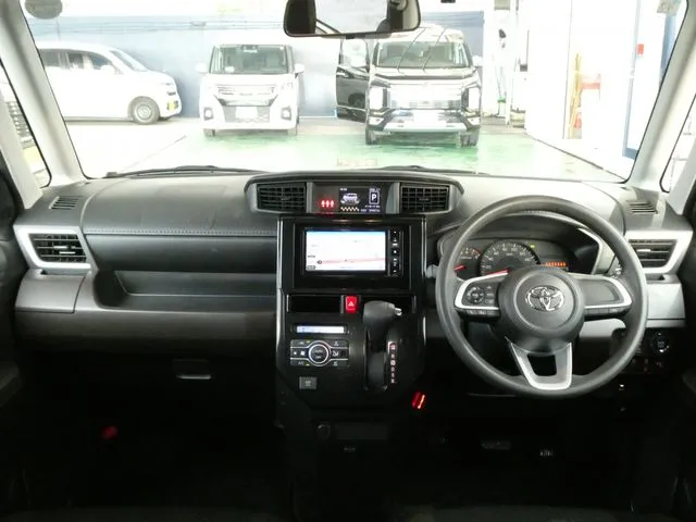 ルーミー(トヨタ)の車両写真