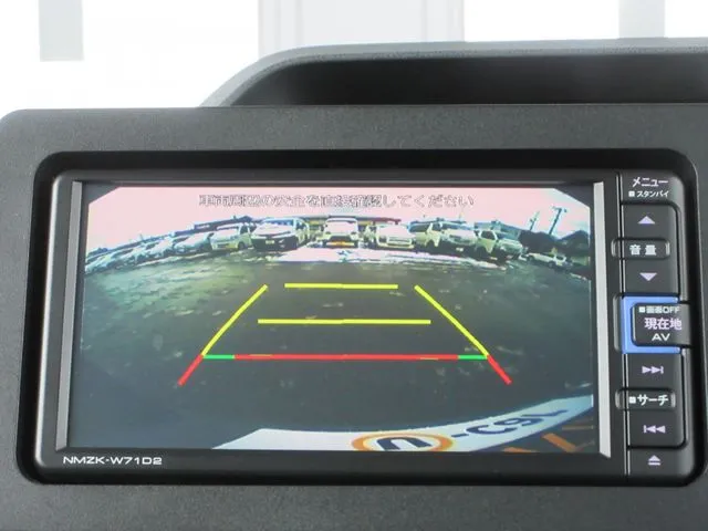 タント 4WD(ダイハツ)の車両写真