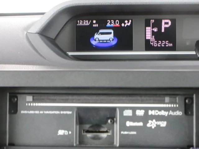 タント 4WD(ダイハツ)の車両写真