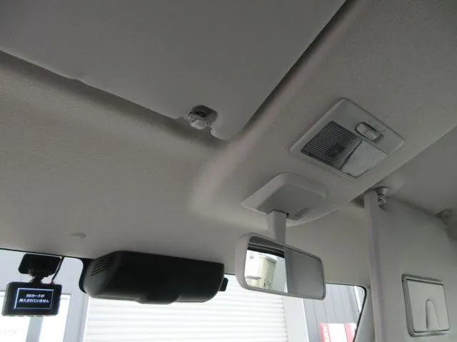 スペーシア 4WD(スズキ)の車両写真