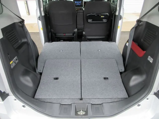 スペーシア 4WD(スズキ)の車両写真