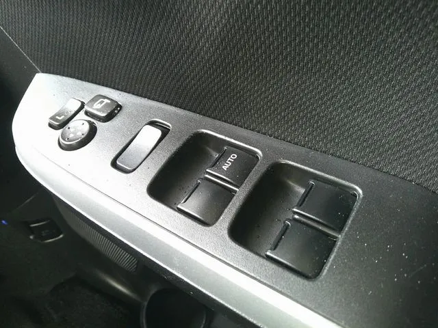 スズキ　ソリオ　バンディット　４ＷＤ