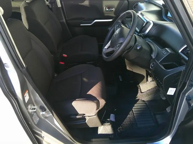 スズキ　ソリオ　バンディット　４ＷＤ